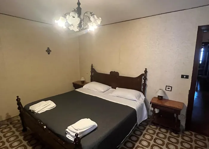 Madame Carla Perinaldo